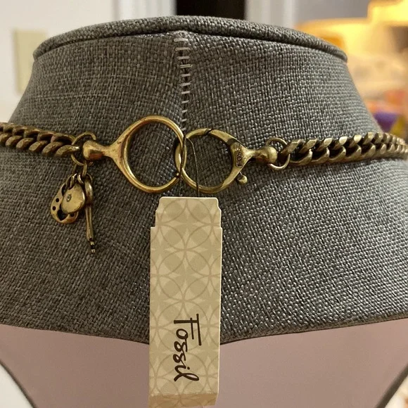 Fossil Pink Rhinestone necklace - Picture 2 of 3